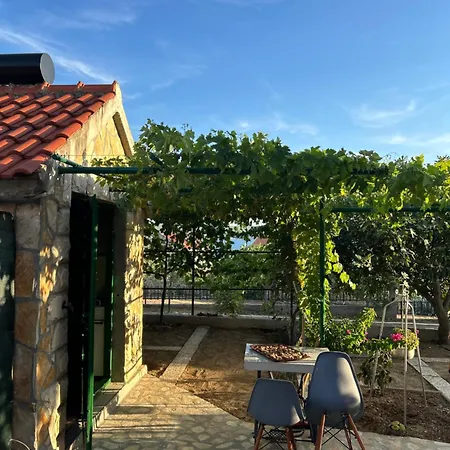 Danisacroatia Apartman *