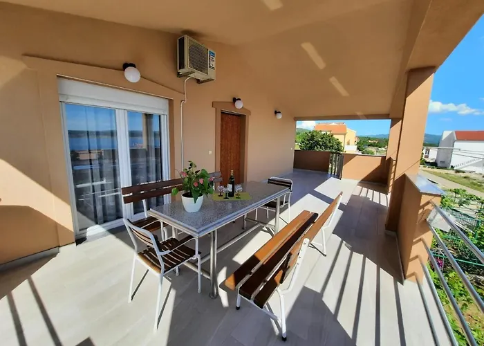 Apartman Danisacroatia *