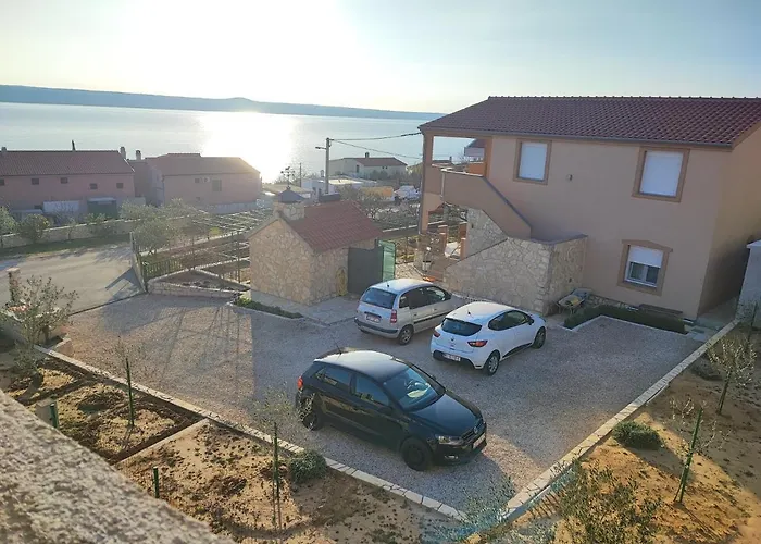 Danisacroatia Apartman *