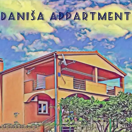 Apartment Danisacroatia *